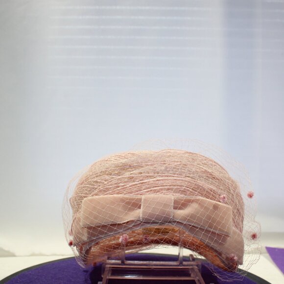 vintage 1940's LaRose Debette Pillbox hat with veil in original box - Picture 4 of 9